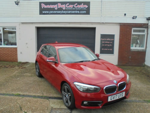 BMW 1 Series 118 118i [Nav] [1.5] Sport 5 Dr [6]