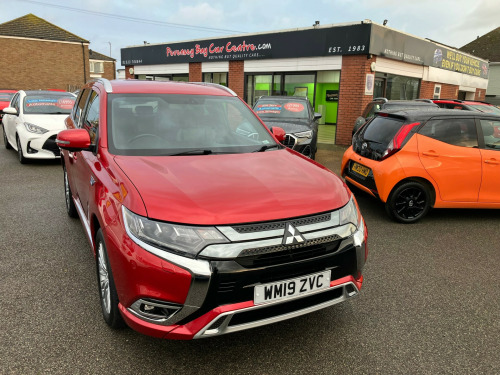 Mitsubishi Outlander  2.4h 13.8kWh 4h 5dr TwinMotor SUV Petrol Plug-in Hybrid CVT 4WD Euro 6 (s/s 