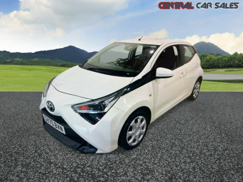 Toyota AYGO  1.0 VVT-i x-play Hatchback 5dr Petrol Manual Euro 6 (Safety Sense) (71 ps)