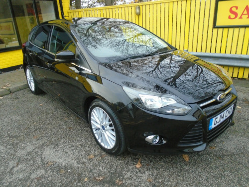 Ford Focus  1.0T EcoBoost Zetec Hatchback 5dr Petrol Manual Euro 5 (s/s) (125 ps) 