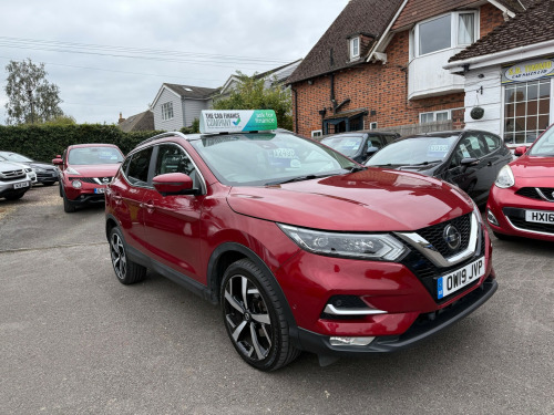 Nissan Qashqai  1.3 DIG-T Tekna SUV 5dr Petrol Manual Euro 6 (s/s) (140 ps) 
