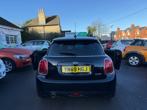 MINI Hatch  1.5 Cooper Classic Hatchback 3dr Petrol Manual Euro 6 (s/s) (136 ps) 