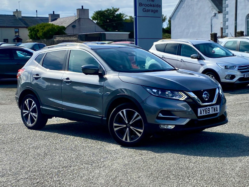 Nissan Qashqai  1.3 DiG-T N-Connecta 5dr