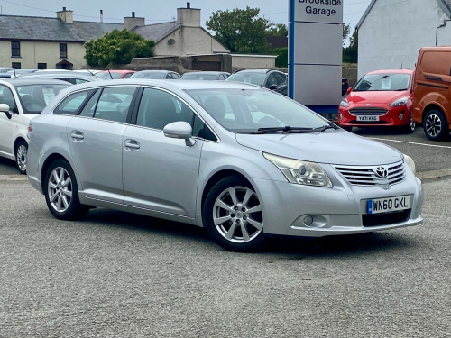 Toyota Avensis  2.0 D-4D TR 5dr