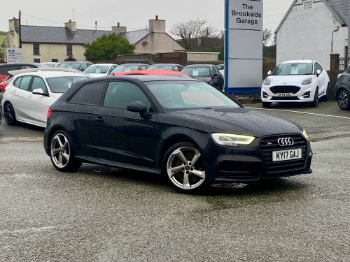 Audi S3  2.0 TFSI Black Edition Hatchback 3dr Petrol S Tronic quattro Euro 6 (s/s) (