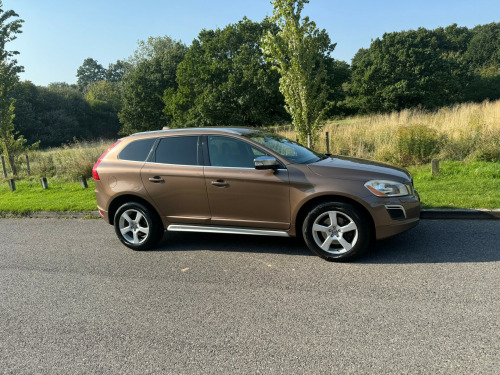 Volvo XC60  2.4 D5 R-DESIGN NAV AWD 5-Door