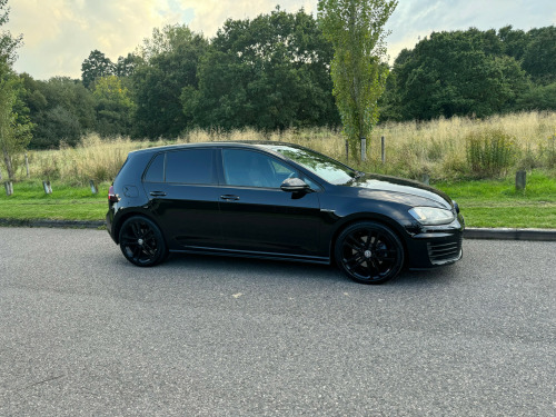 Volkswagen Golf  GTD DSG 5-Door