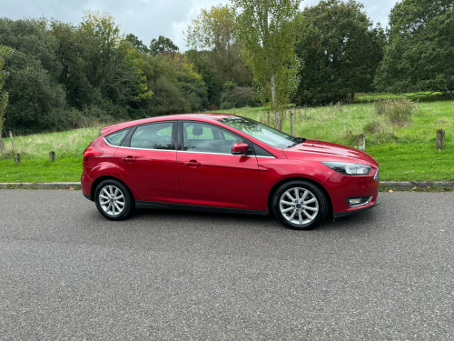 Ford Focus  2.0 TDCI TITANIUM (MANUAL)