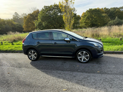 Peugeot 3008 Crossover  1.6 BLUE HDI ALLURE 5-Door