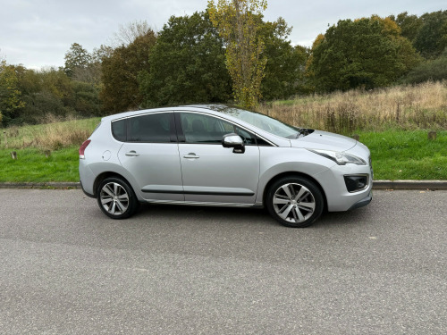 Peugeot 3008 Crossover  1.6 HDI ALLURE 5-Door