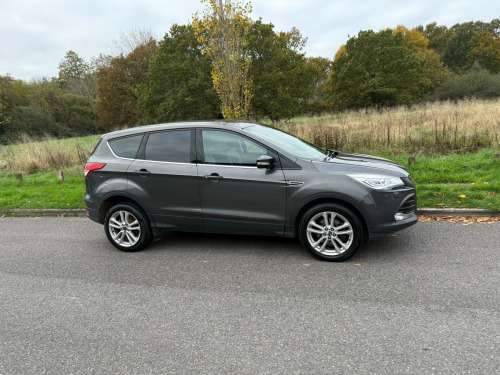 Ford Kuga  2.0 TDCI TITANIUM X (MANUAL)