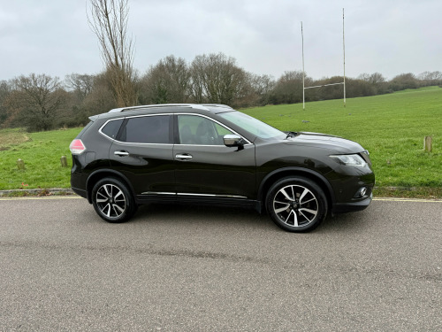 Nissan X-Trail  1.6 DCI TEKNA 5-Door