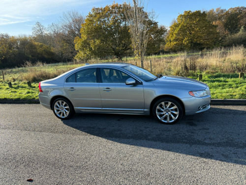 Volvo S80  2.4 D5 SE LUX 4-Door