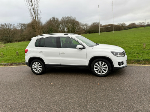 Volkswagen Tiguan  2.0 TDI MATCH BLUEMOTION TECHNOLOGY 5-Door