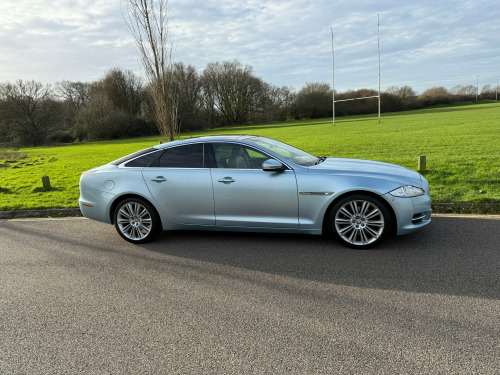 Jaguar XJ  3.0d V6 PORTFOLIO SWB 4-Door