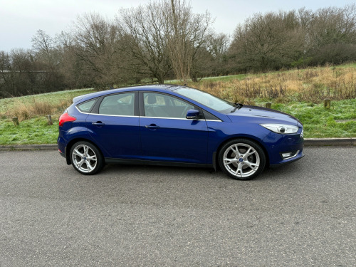 Ford Focus  2.0 TDCI TITANIUM X (MANUAL)