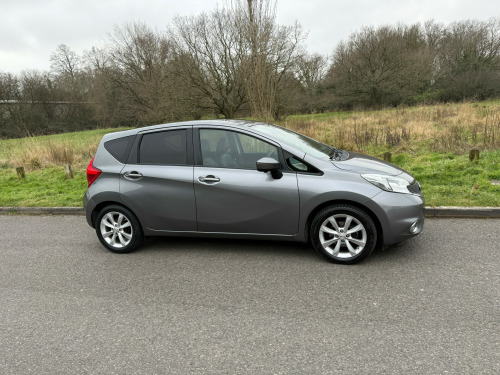 Nissan Note  1.5 DCI TEKNA 5-Door