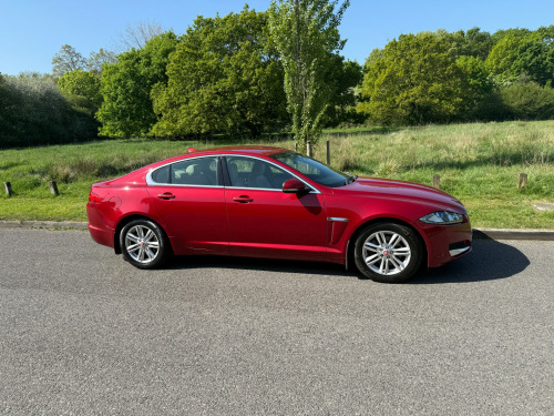 Jaguar XF 2.2d LUXURY 4-Door