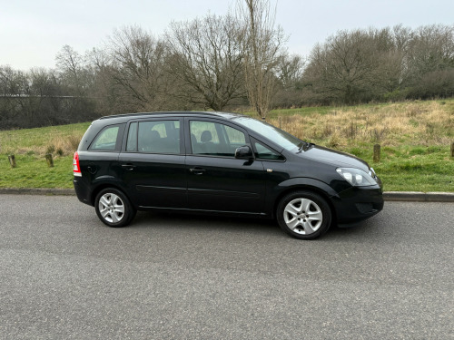 Vauxhall Zafira  1.8 EXCLUSIV 5-Door