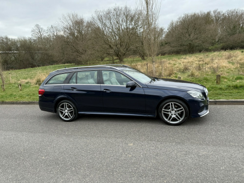 Mercedes-Benz E-Class E220 E220 BLUETEC AMG LINE 5-Door