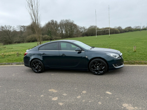 Vauxhall Insignia  1.6 CDTI SRI NAV VX-LINE 5-Door