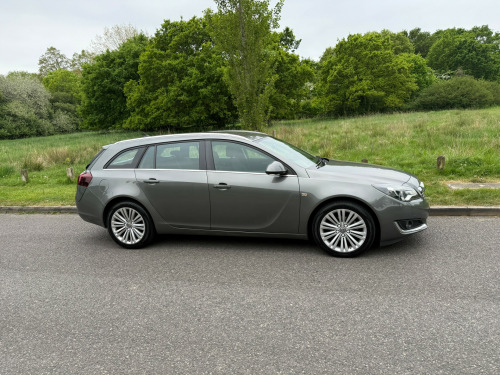 Vauxhall Insignia  1.6 CDTI DESIGN NAV 5-Door