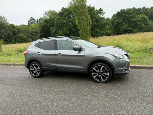 Nissan Qashqai  1.6 DCI TEKNA 5-Door