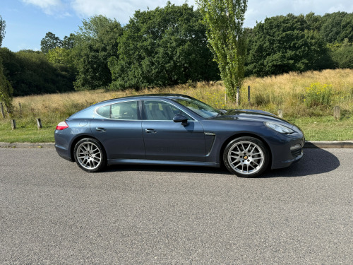 Porsche Panamera  4.8 S PDK 5-Door