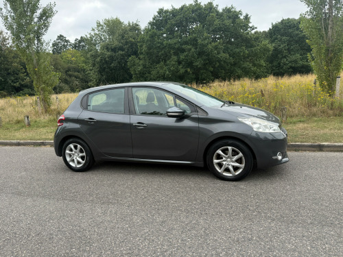 Peugeot 208  1.2 VTi PureTech Active (82 ps)