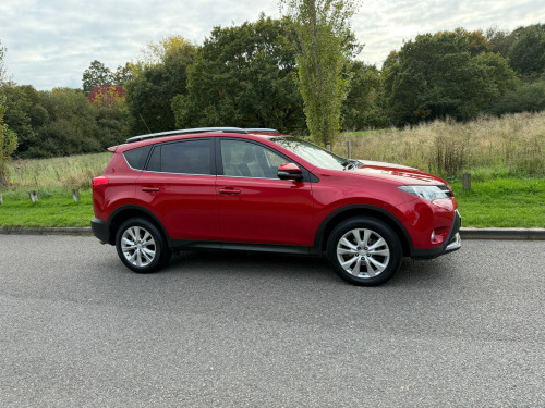 Toyota RAV4  2.0 D-4D Invincible SUV 5dr Diesel Manual 4WD Euro 5 (s/s) (124 ps)