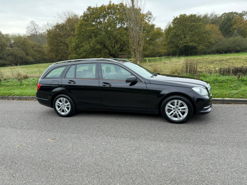 Mercedes-Benz C-Class C220 2.1 C220 CDI Executive SE (Premium Plus) G-Tronic+ 5dr 