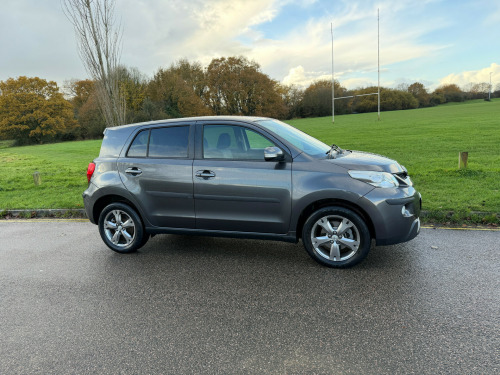 Toyota Urban Cruiser  1.4 D-4D 4WD 5dr