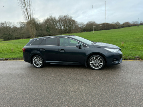 Toyota Avensis  2.0 D-4D Excel Touring Sports Euro 6 5dr 