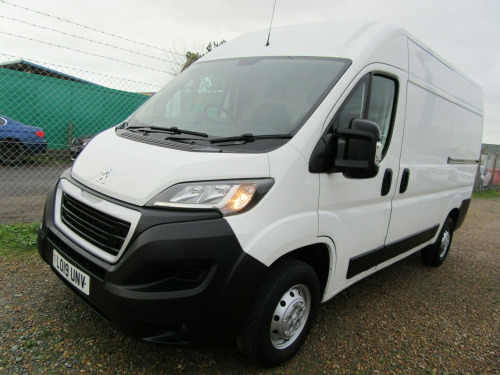 Peugeot Boxer  BLUE HDI 335 L2H2 PROFESSIONAL