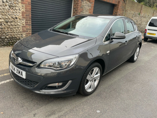Vauxhall Astra  1.4 16v SRi Hatchback 5dr Petrol Manual Euro 5 (100 ps) 