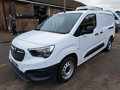Vauxhall Combo  1.5 Turbo D 2300 Dynamic Panel Van 4dr Diesel Manual L2 H1 Euro 6 (100 ps)  