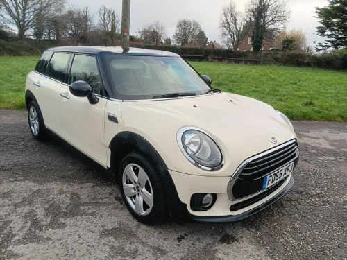 MINI Clubman  1.5 Cooper Estate 6dr Petrol Manual Euro 6 (s/s) (136 ps)