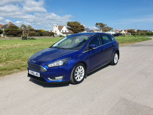 Ford Focus  TITANIUM  1.5 Petrol .AUTOMATIC.  Hatchback