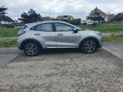 Ford Puma  TITANIUM mHEV (mildHEV ) 5-Door Hatchback