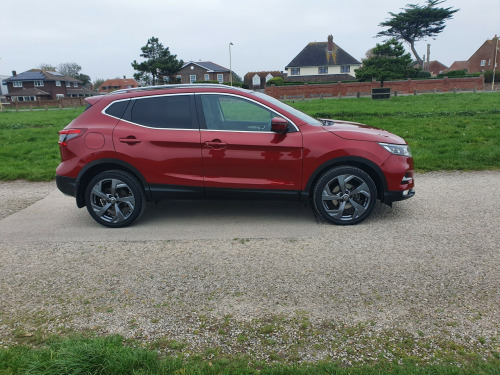 Nissan Qashqai  1.5 DCI TEKNA 5-Door 