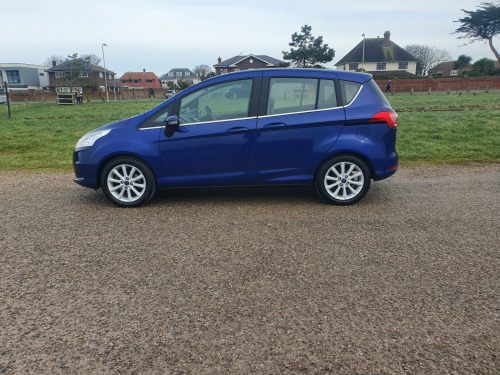 Ford B-Max  TITANIUM 5-Door AUTOMATIC Petrol