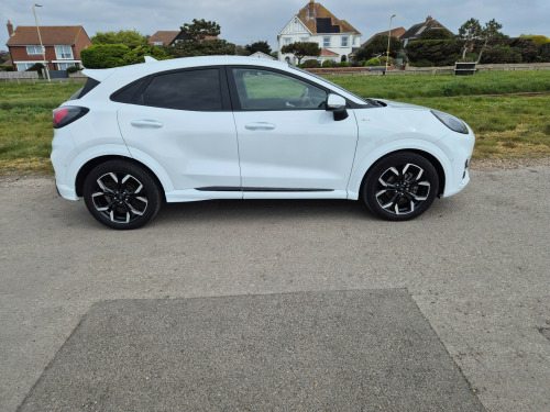 Ford Puma  ST-LINE X  mHEV ( mild HYBRID ) 5-Door Petrol