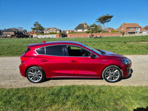 Ford Focus  VIGNALE 1.5 PETROL (185 PS )  5 Door Hatchback