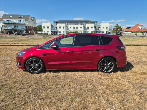 Ford S-MAX  ST-LINE  7 SEATER AUTOMATIC 5-Door  PETROL