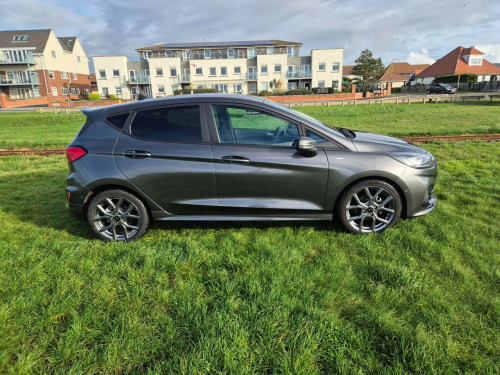 Ford Fiesta   ST-Line mHEV (mild HYBRID ).  AUTOMATIC.  Petrol 5 Door