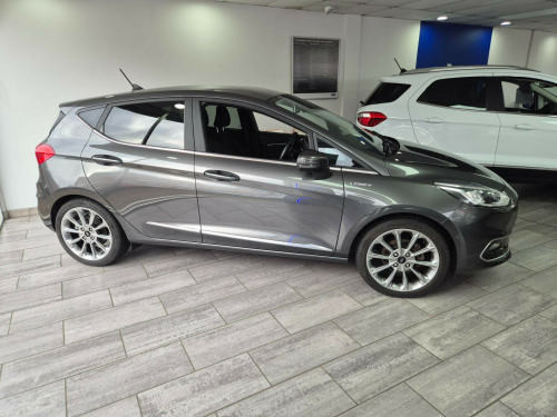 Ford Fiesta  Vignale 125 PS  Petrol . 5 Door 
