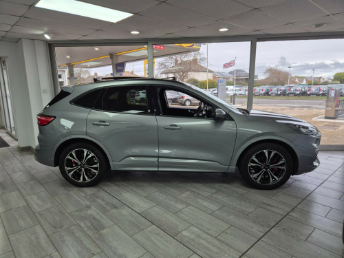 Ford Kuga  ST-LINE X EDITION. FULL HYBRID . AUTOMATIC .  5 Door Petrol