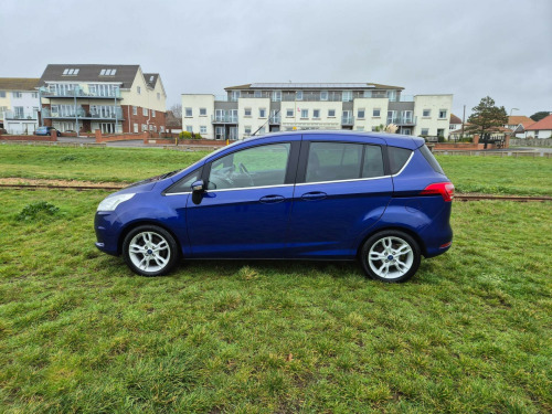 Ford B-Max  Titanium X  (125 PS ) 5 Door Petrol 