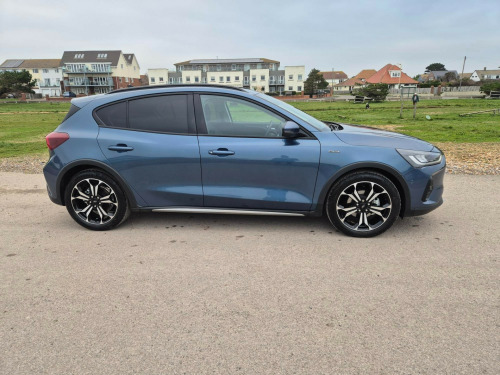 Ford Focus  ACTIVE X mHEV (mild HYBRID ) 5 Door Petrol 