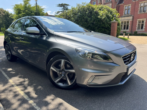 Volvo V40  2.0 T2 R-Design Hatchback 5dr Petrol Manual Euro 6 (s/s) (122 ps)